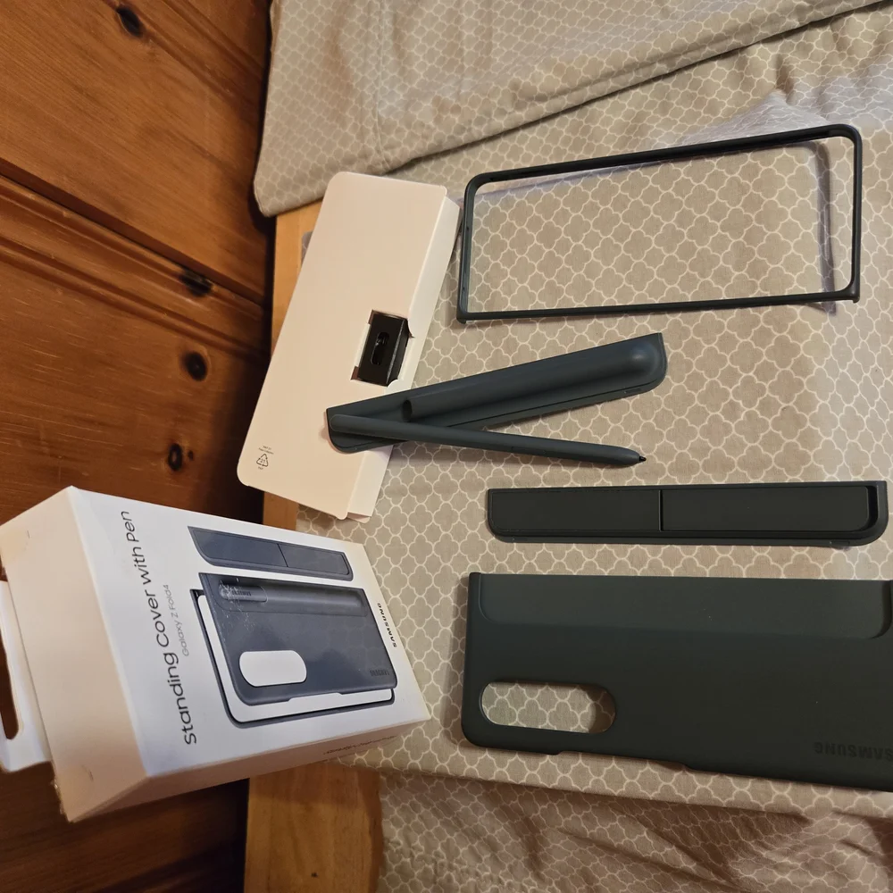 Samsung Galaxy Z Fold4 Standing Cover with Pen - Moss Green